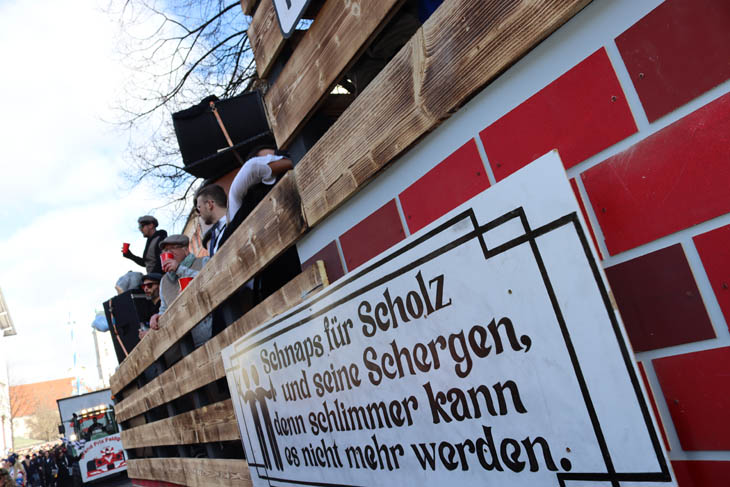 230212faschingszug087