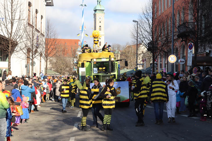 230212faschingszug144