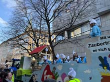 230212faschingszug230
