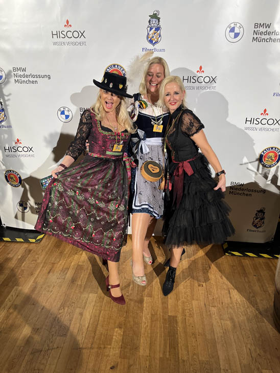 230210filserball003