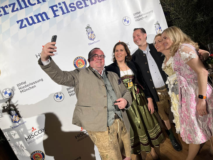 230210filserball006