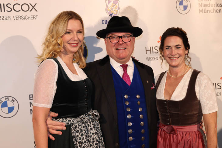 230210filserball111