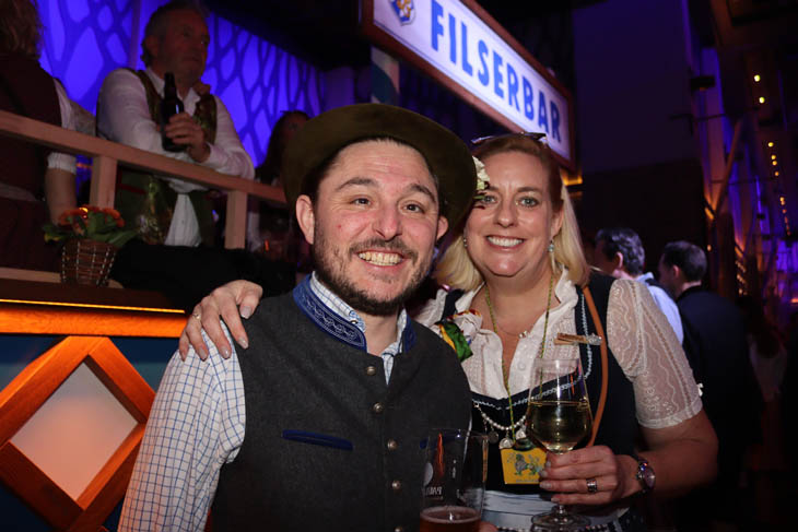 230210filserball145