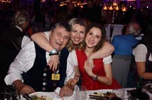 230210filserball150