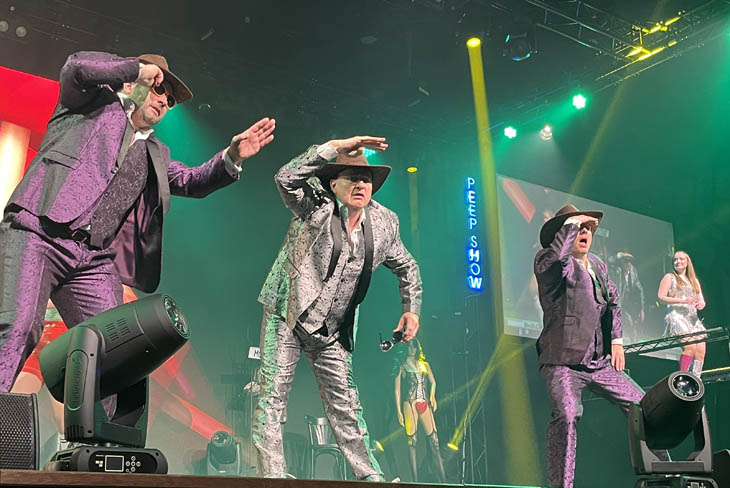 230210filserball026