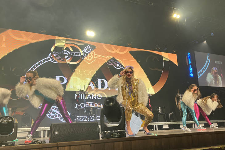 230210filserball034