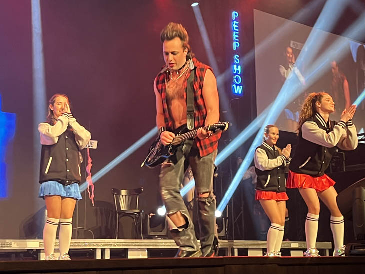 230210filserball040