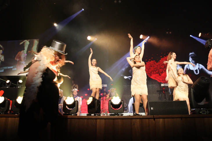 230210filserball164