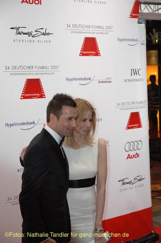 070120nt_filmball120