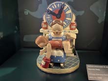 230417disney100-013
