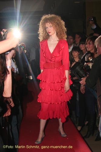 070329fashion_tv055