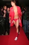 070329fashion_tv053