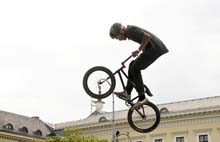 230513zamanand-015