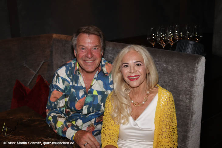 Patrick Lindner und Julia Kent beim WACA Goes Yellow Event im WACA in der Motorwelt München (©Foto:Martin Schmitz)
