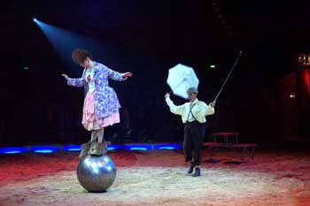 Die Tante und ihr Neffe Pasqualino 04c_krone_mlm2_q44tanti (Foto: Marikka-Laila Maisel)