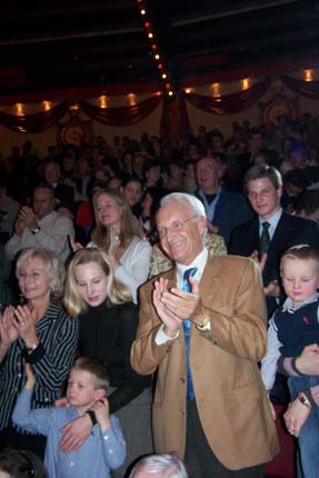 041224krone_ms154