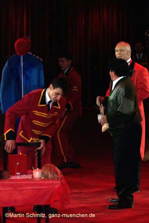 051225circus_krone003