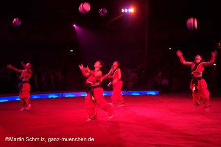 051225circus_krone008