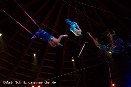 051225circus_krone055