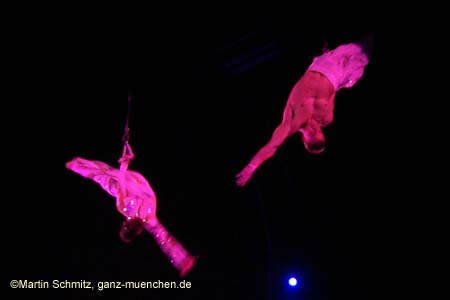 051225circus_krone101