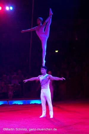 051225circus_krone147