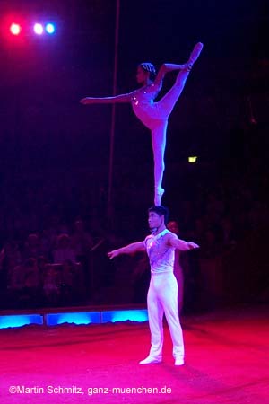 051225circus_krone148