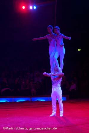 051225circus_krone151