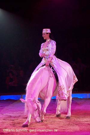 051225circus_krone160