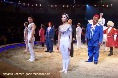 051225circus_krone175