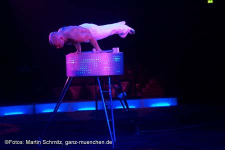 060201krone_encho01