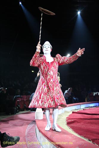 070201krone_clowns05