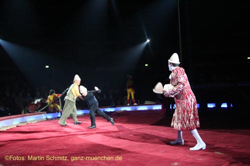 070201krone_clowns07
