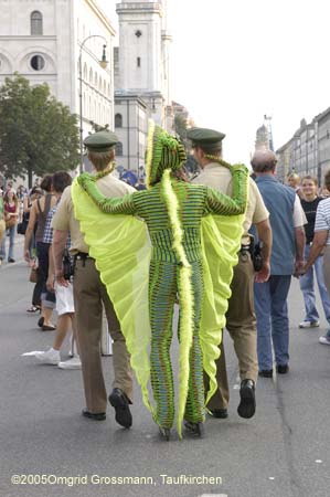 050903streetlife055
