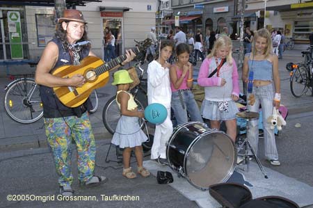 050903streetlife086