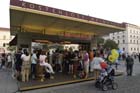 050903streetlife061