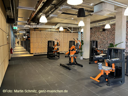220113golds_gym009