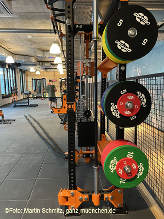220113golds_gym020