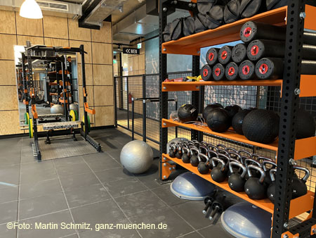 220113golds_gym022