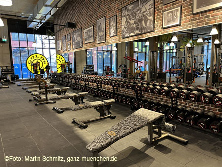220113golds_gym023
