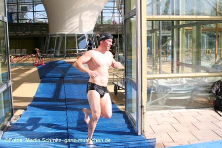 060430triathlon_volks180