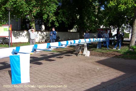 050501maibaum_stmartin04