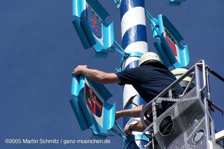 050430maibaum_westkreuz13