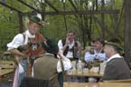 060501brunnwart_maibaum44
