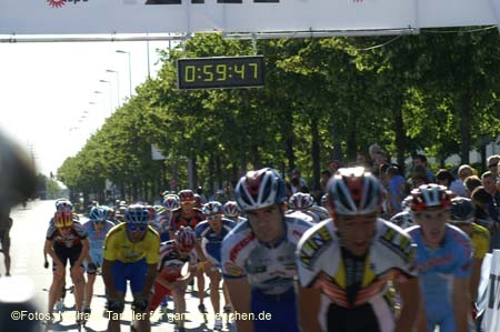 060716world_inline246