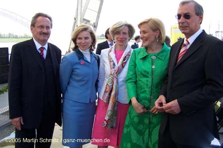 050428buga_buehne17