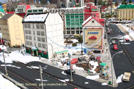 060406legoland_minland60