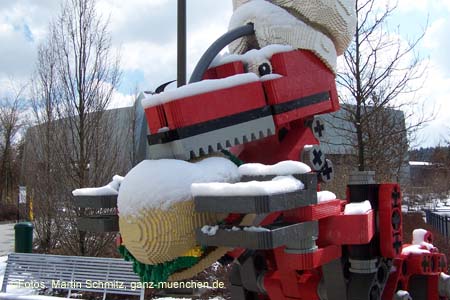 060406legoland_winter05