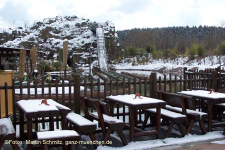 060406legoland_winter06