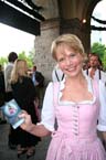 060519nacht_tracht03
