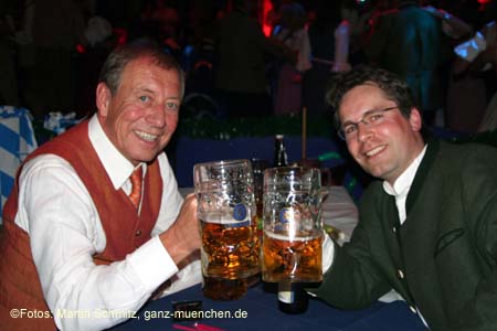 060520nacht_tracht44
